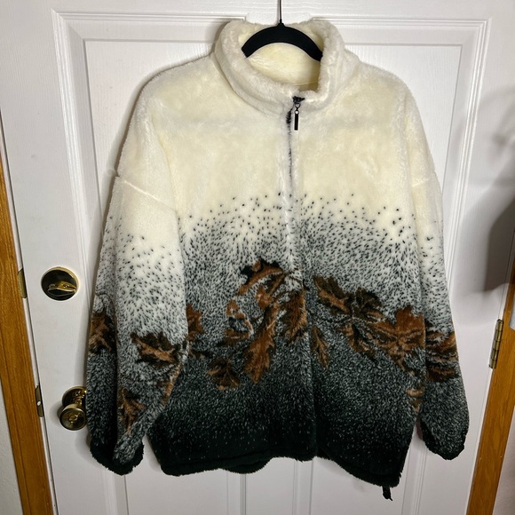 Other - Mazmania Vintage Fleece Sweater